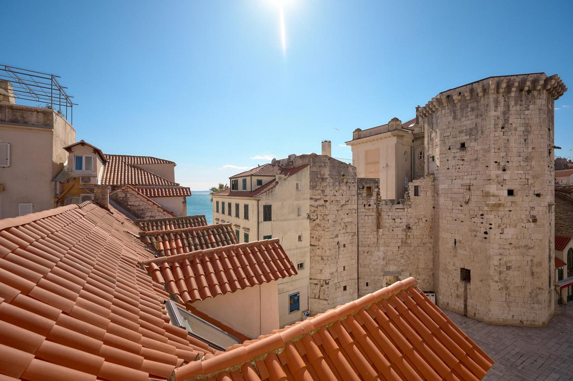 Sun Ammarulla * Split